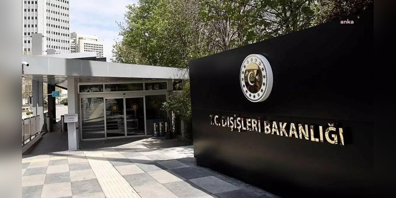 İstanbul'da Üçlü Görüşmeler: Türkiye, ABD, Ukrayna ve Ardından Türkiye, Rusya, Ukrayna Bir Araya Geliyor
