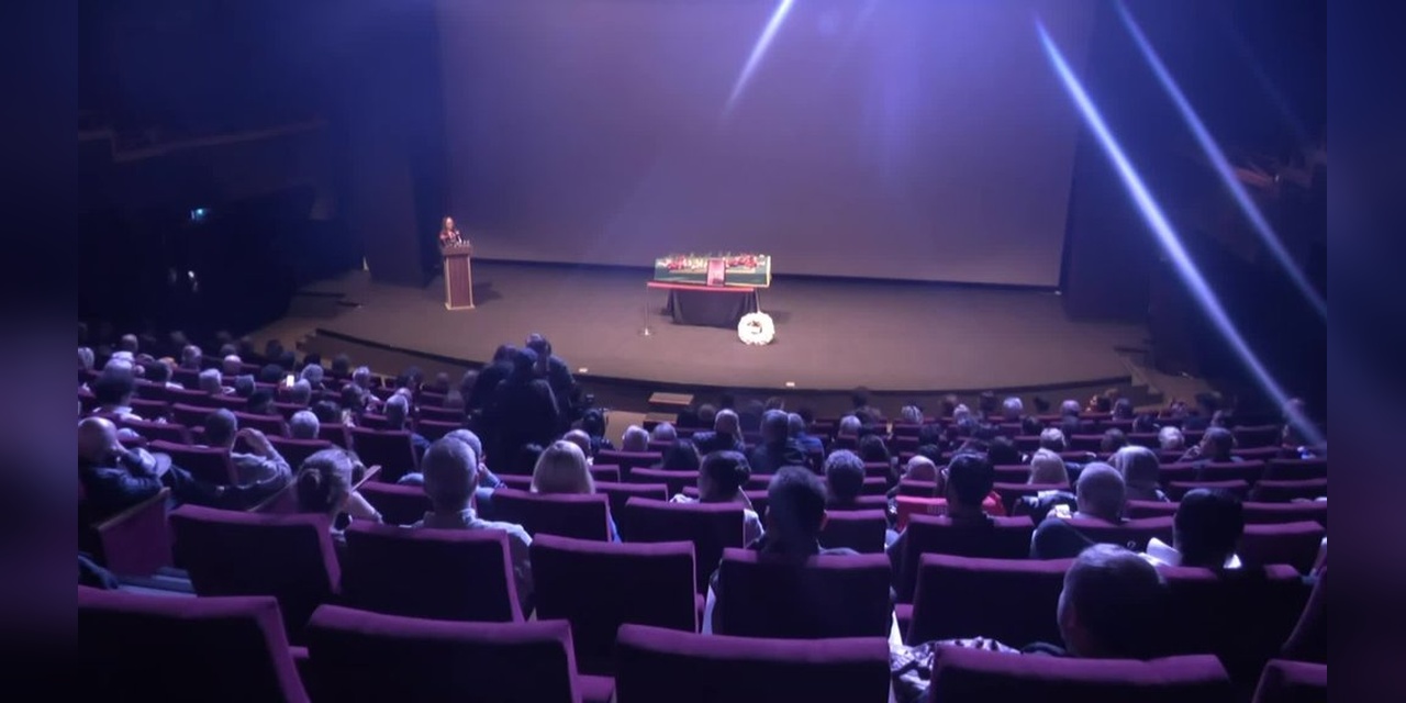 Ünlü Yönetmen Ali Özgentürk Son Yolculuğuna Uğurlandı