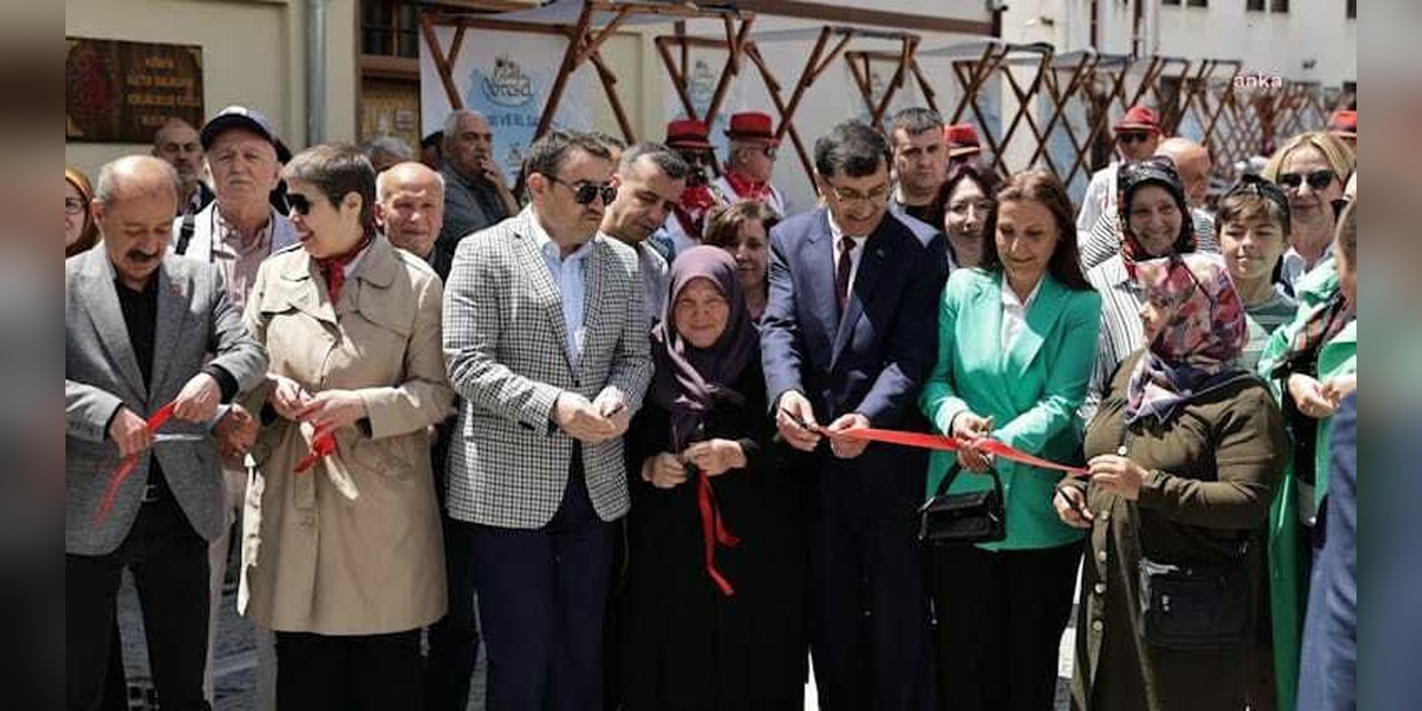 Kütahya'da Yöresel Lezzetler ve El Sanatları Organizasyonu Başladı
