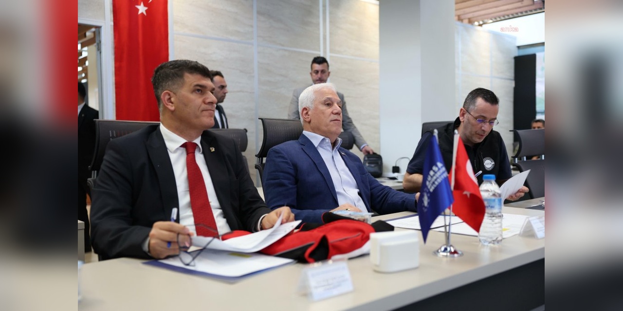Bozbey: BURULAŞ grevi sendikanın tavrı nedeniyle sürüyor