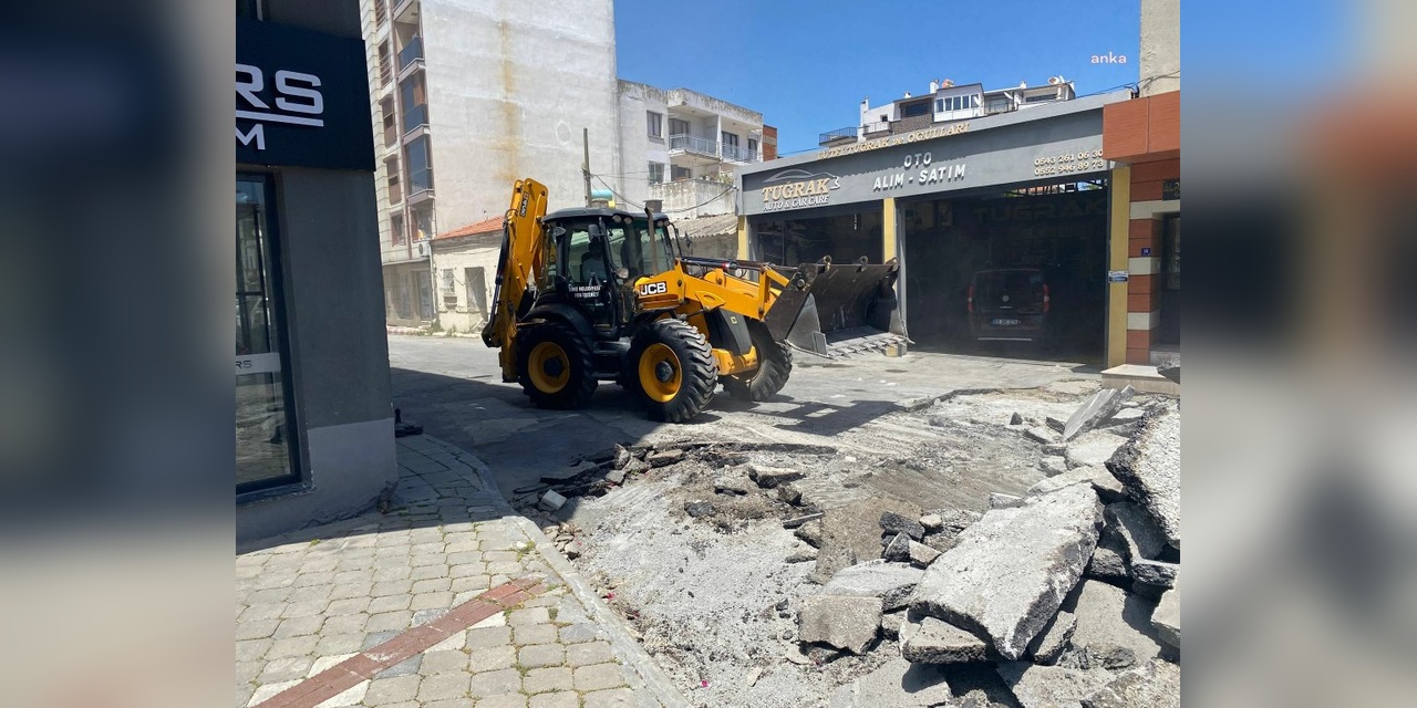Söke'de yol ve kaldırım yenileme çalışmaları sürüyor