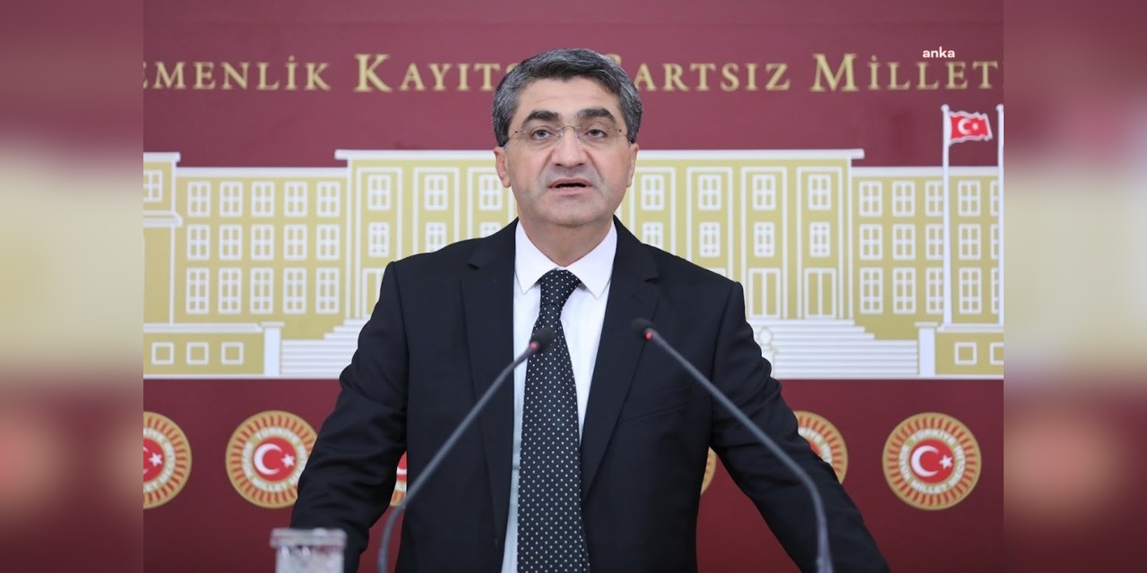 Ekmen'den Kurtulmuş'a Şah İsmail-Yavuz Sultan Selim kıyaslaması tepkisi