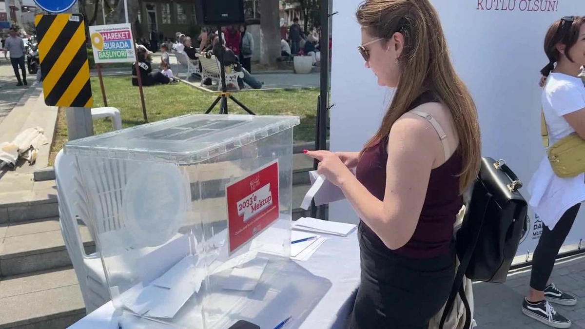 Mudanya, 19 Mayıs'ı coşkuyla kutladı