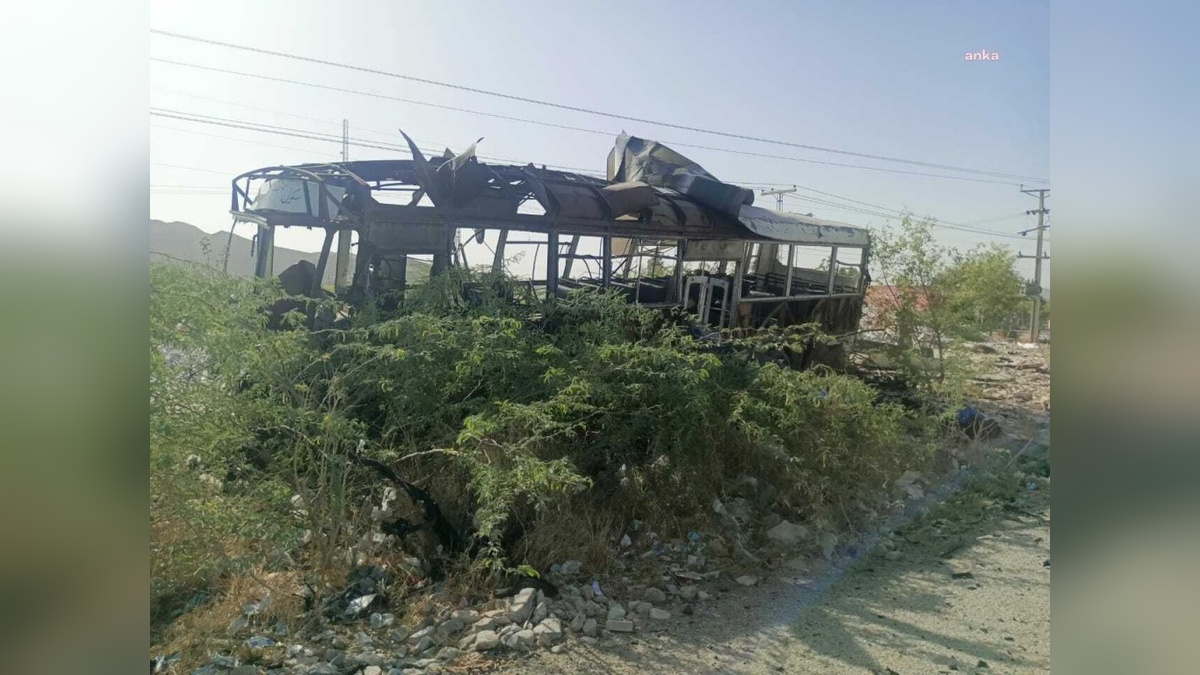 Pakistan'da okul servisi saldırısı: 5 ölü, Hindistan suçlanıyor