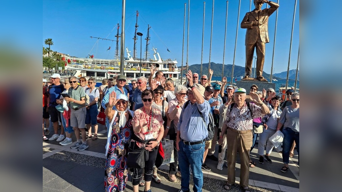 Datça, Avusturyalı emekli turistlerle hareketlendi