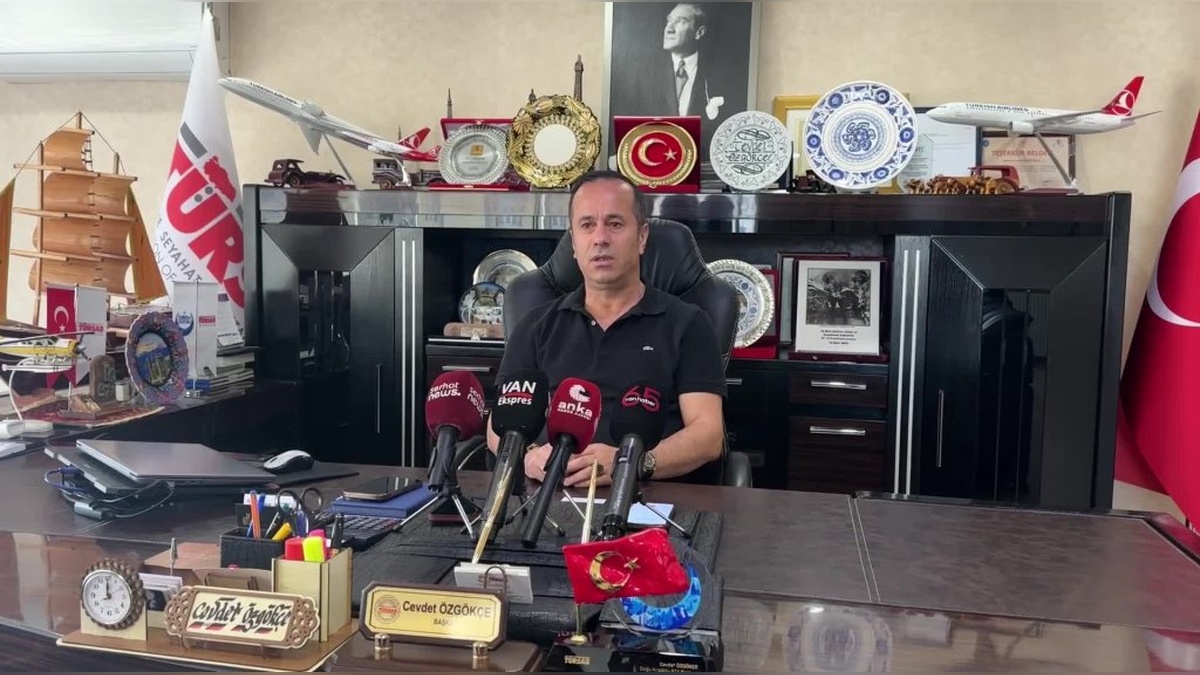 TÜRSAB Başkanı Özgökçe: İranlı turistler Van'ı pahalı buluyor