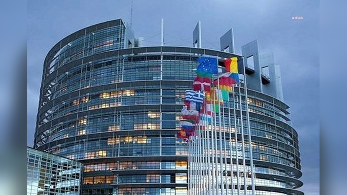 Avrupa Parlamentosu'nda Huawei yolsuzluk soruşturması: Beş milletvekilinin dokunulmazlığı kaldırılıyor