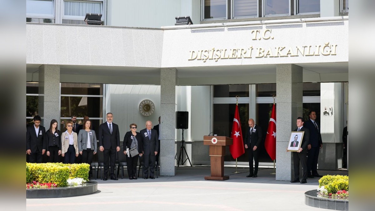 Dışişleri Bakanlığı'nda Erdeniz Şen için anma töreni
