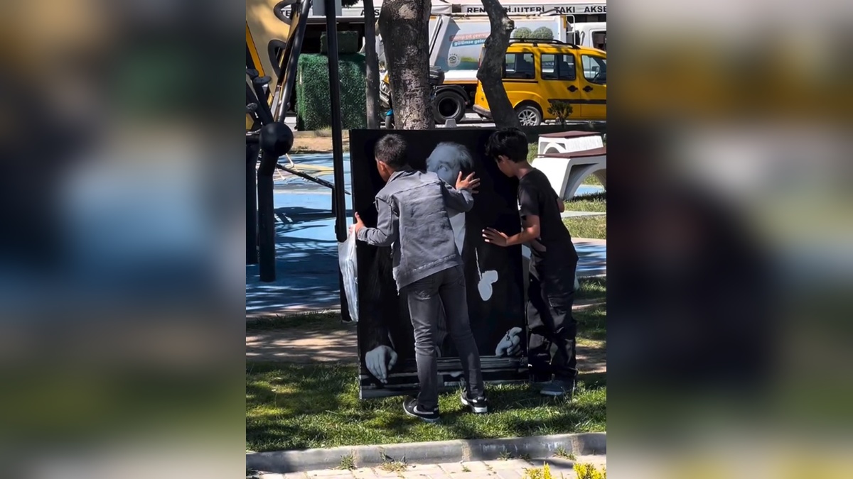 Şarköy'de Atatürk portresi deneyi: Vatandaşlar duyarlılığını gösterdi