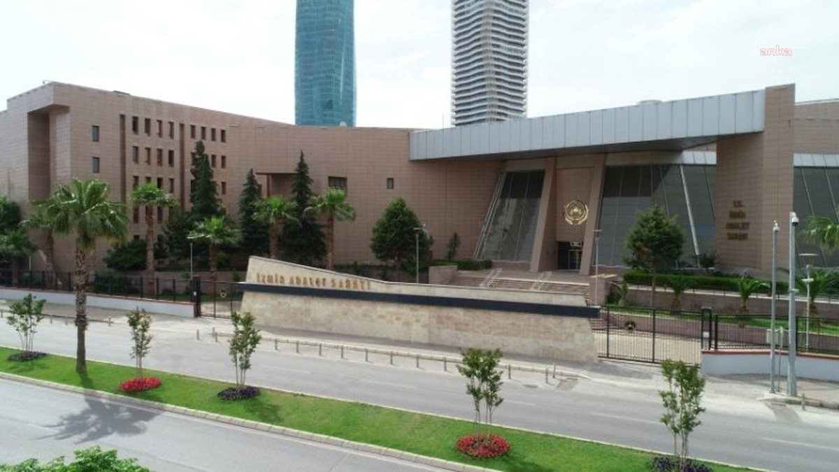 İzmir'de icra müdür yardımcısı ve kâtip gözaltında: Maddi menfaat iddiası
