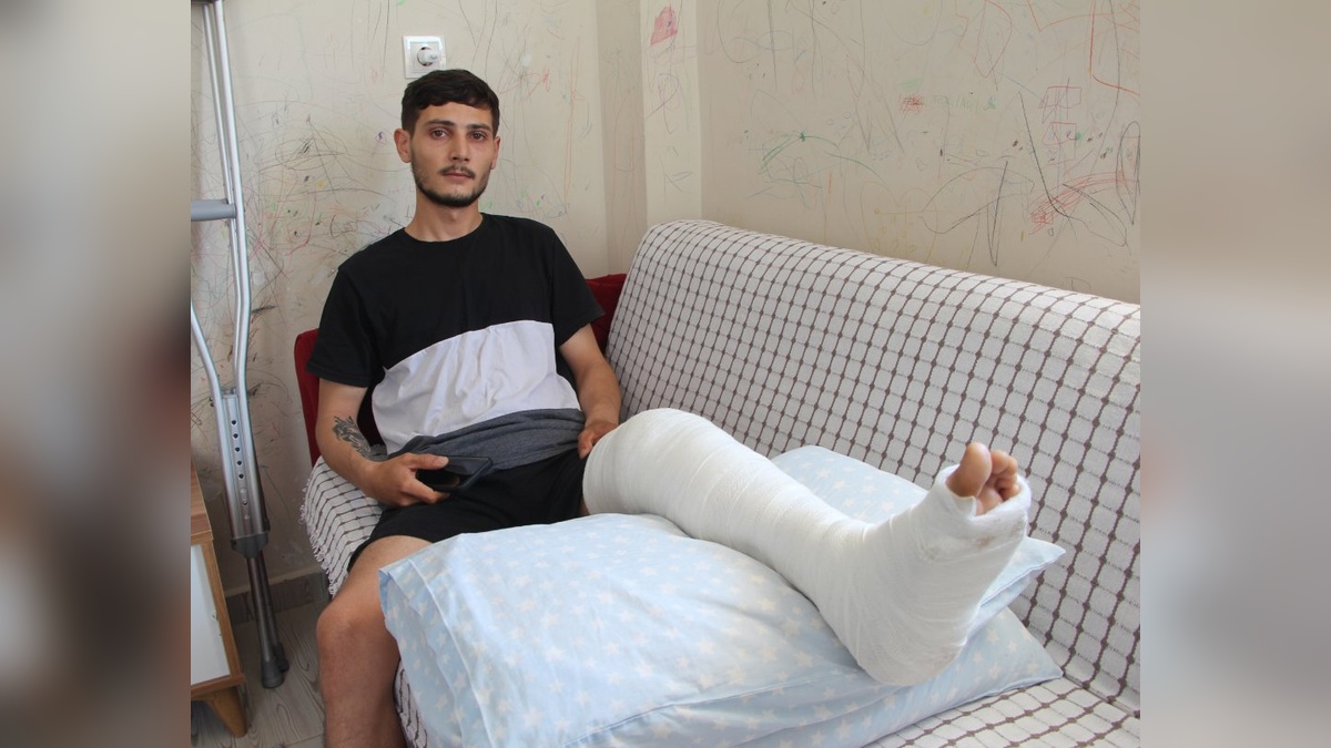 Adana'da kaza: Çocuklarına yemek alan baba sakat kaldı