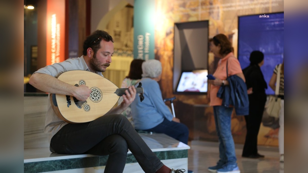 Eskişehir Hamam Müzesi'nde sürpriz konser: Müzeler Haftası'nda unutulmaz anlar