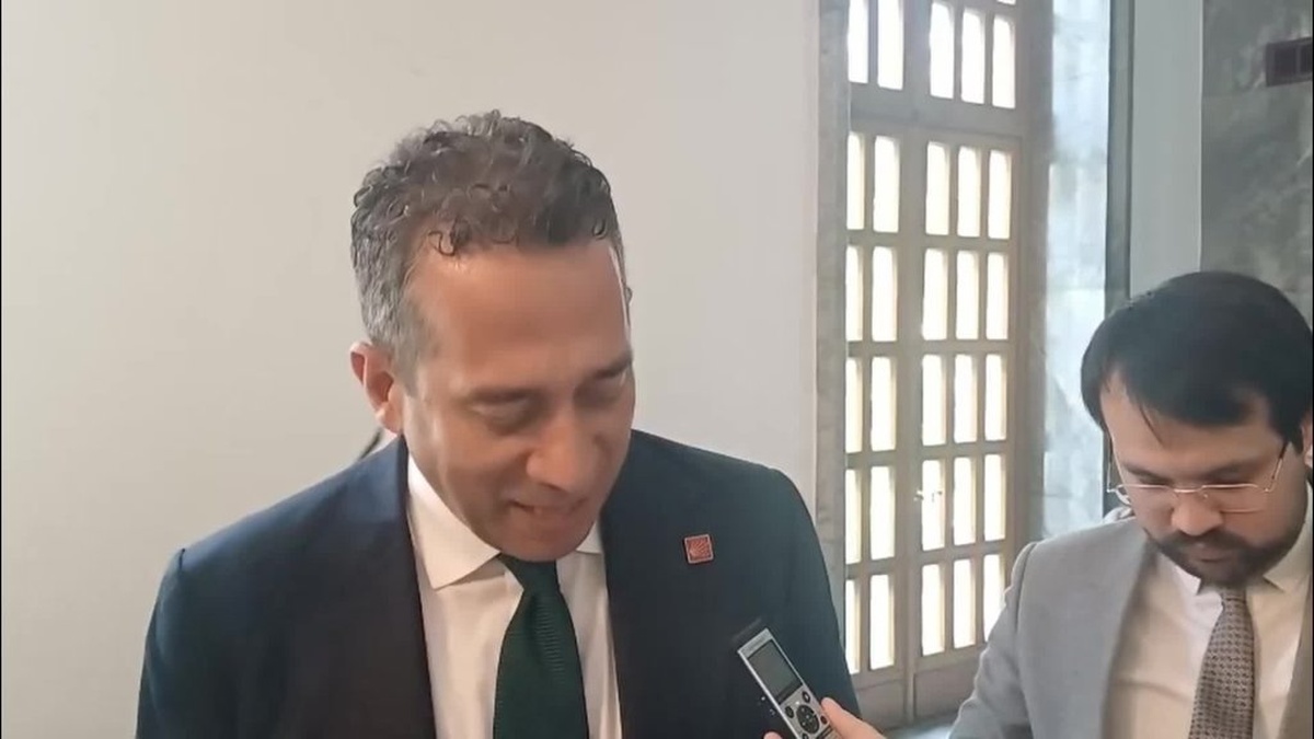 CHP'de grup yönetimi ve TBMM divanı üyeleri seçildi