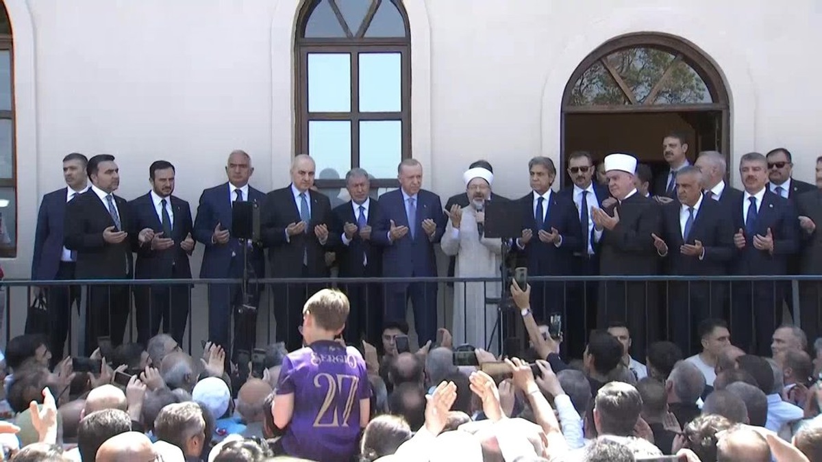 Erdoğan: Gümrükçü İshak Ağa Camisi hayırlı olsun