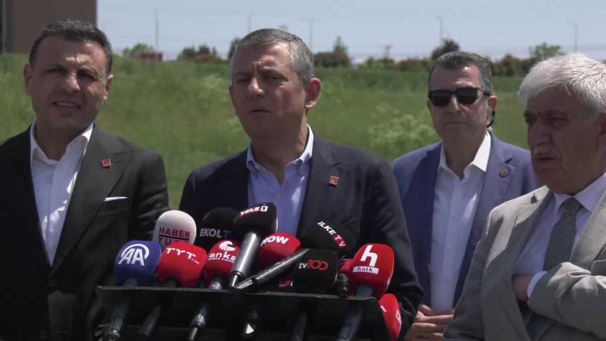 Özel'den AK Partili belediyelere Sayıştay raporu açıklaması