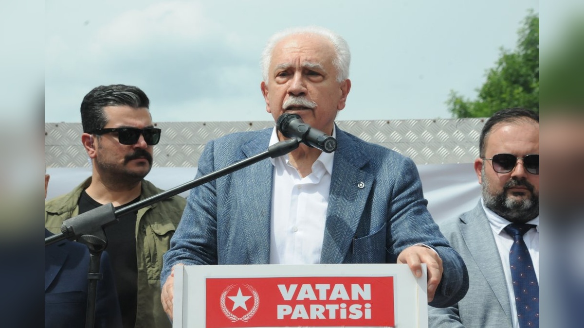 Perinçek'ten Dedeağaç tatbikatına tepki: 'Meriç Nehri'nden yalnız ölüleri geçebilir'