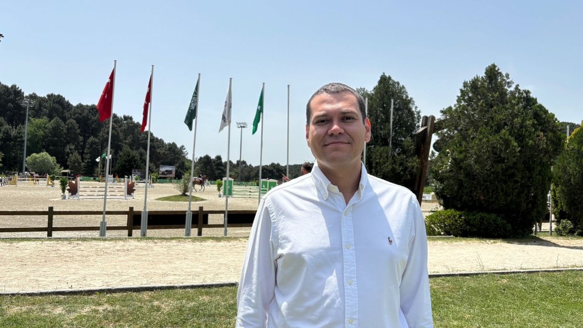 Martı TAG Kupası Engel Atlama Yarışmaları başladı: Seyislere verilen ödül, binicilerden daha yüksek
