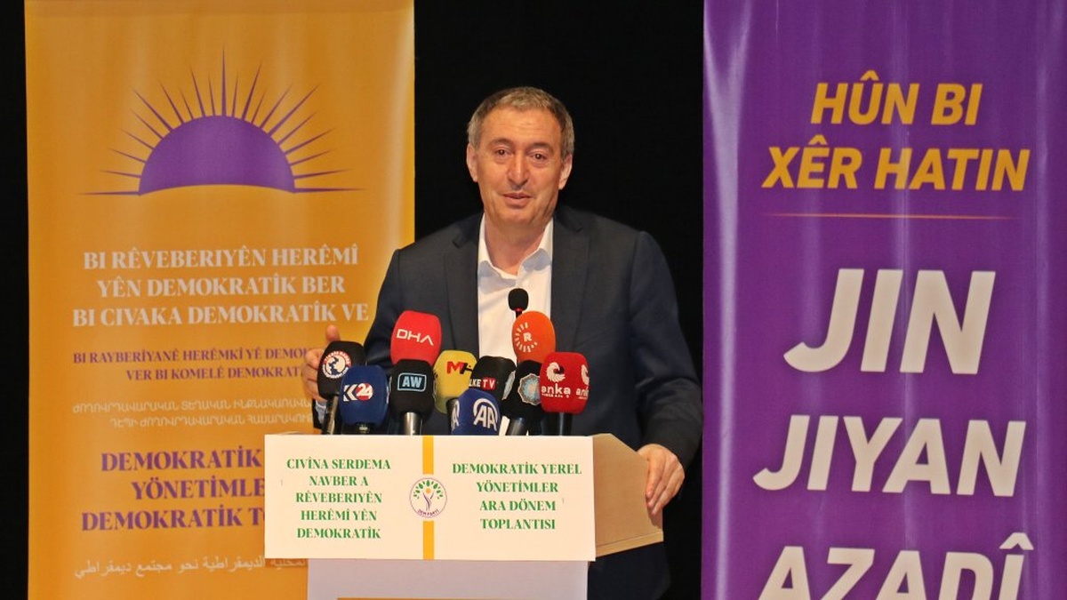 Bakırhan: Yeni dönemde yeni bir dile ihtiyaç var