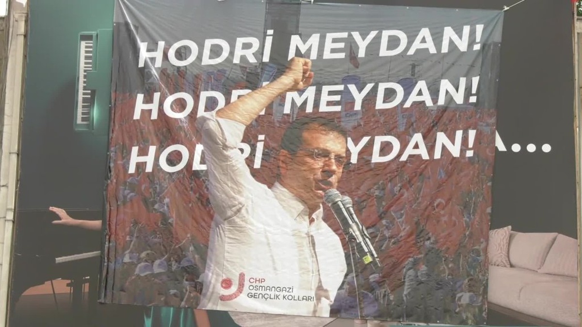 Bursa'da CHP mitingi: İmamoğlu'na özgürlük ve erken seçim talebi