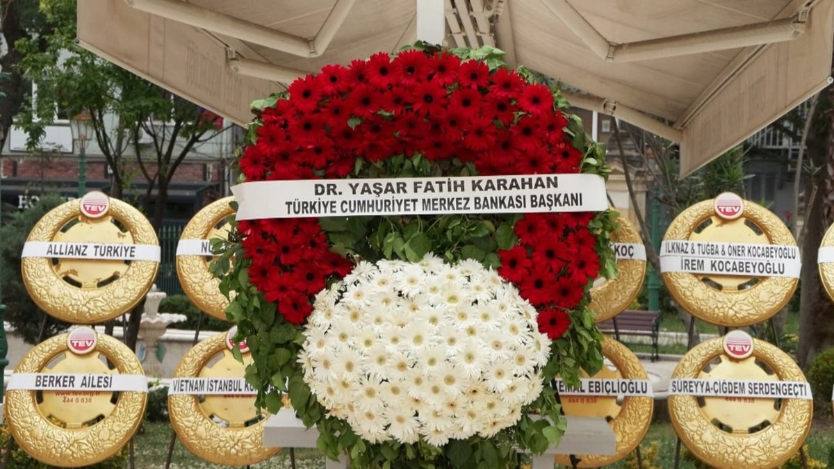 Rüşdü Saracoğlu için Teşvikiye Camii'nde cenaze namazı kılındı