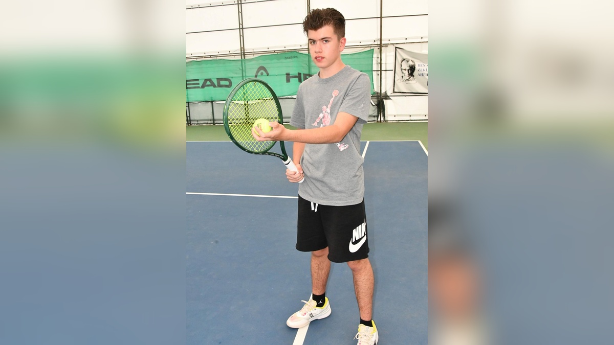 Çorlu'lu otizmli Ata Türközü, milli tenis takımında