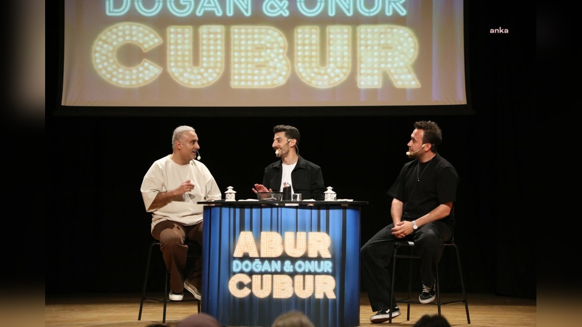 Eyüpsultan'da 'Abur Cubur Talk Show': Kahkaha dolu bir gece