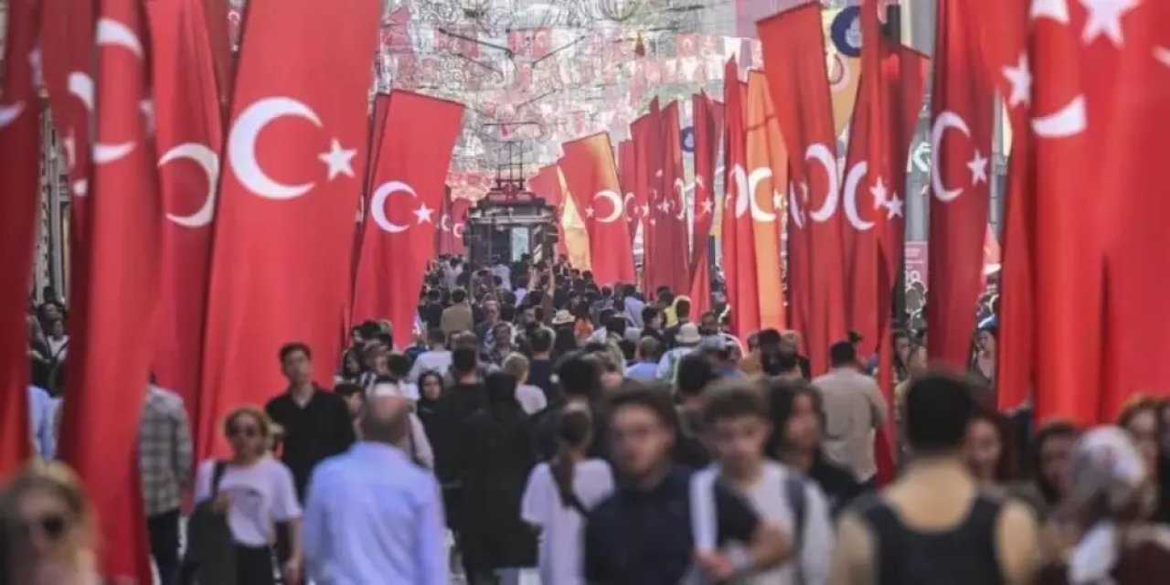 Muhalefet darmadağın...