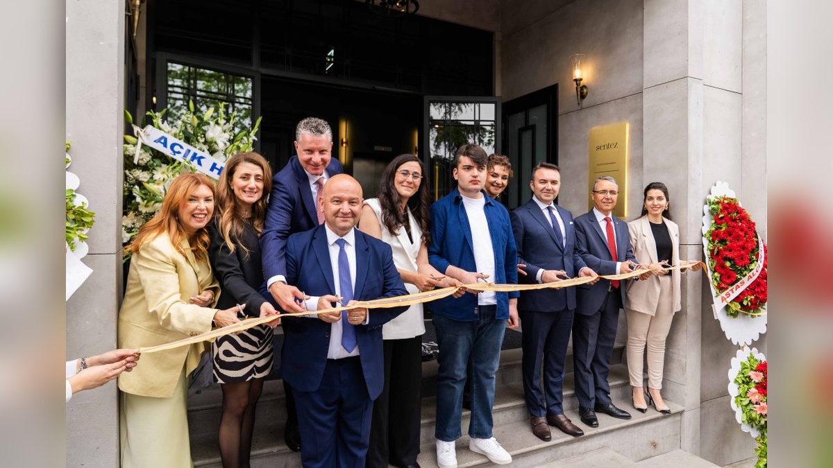 Açık Holding'in tarihi yarımada otelinde kültür ve sanat buluşuyor