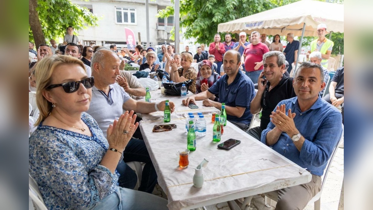 Manavgat'ta Burmahan Kirazı Festivali: Emrah Topal ve Dadaşlar konseriyle renklendi