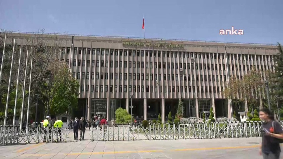 CHP Kurultayı Davası: Uzmanlar, Dava Reddi veya Görevsizlik Kararı Önerdi