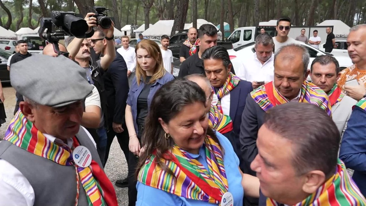Antalya'da 4. Uluslararası Yörük Türkmen Festivali: Kıraç, Funda Arar ve Uğur Önür sahne alacak