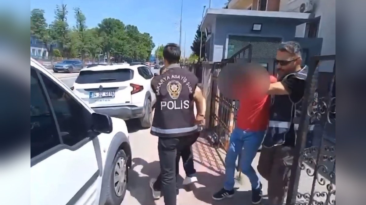 Adapazarı'nda 280 bin lira değerinde ziynet eşyası çalan şüpheliler yakalandı