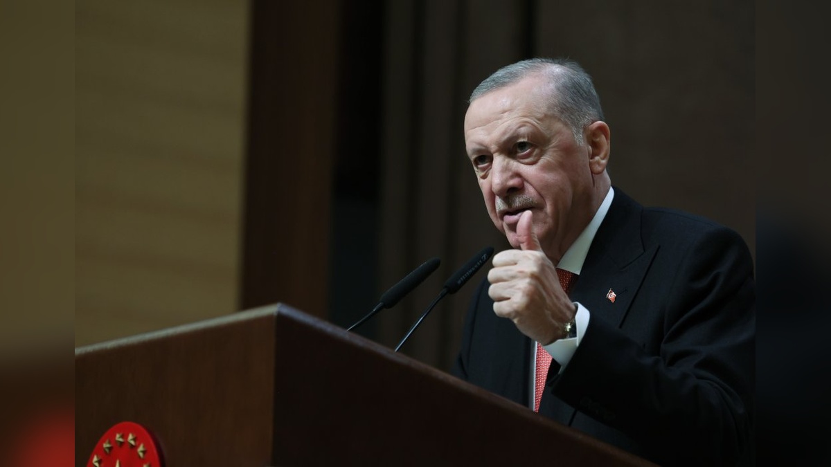 Erdoğan: Kamu mallarına el uzatanların gözünün yaşına bakmayız