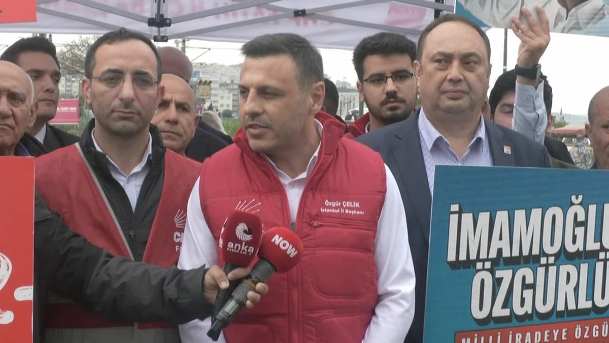 İstanbul'da İmamoğlu protestosu: 'Toplumla bağını kesmeye çalışıyorlar'