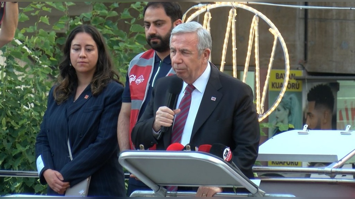 Ankara'da miting: Mansur Yavaş'tan İmamoğlu ve Özdağ'a destek