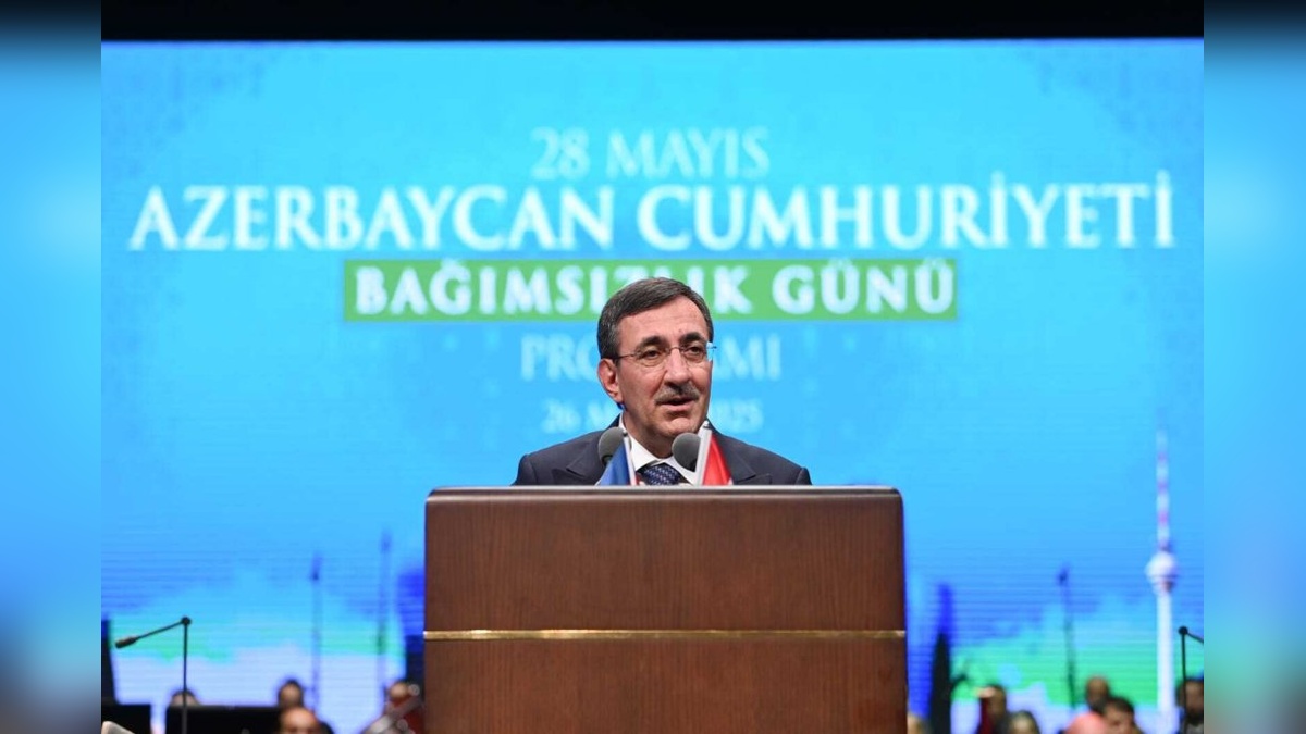 Yılmaz: Türkiye-Azerbaycan ticaret hacmi 8 milyar doları aştı