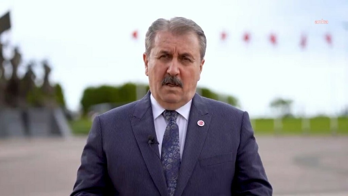 Destici: 27 Mayıs darbesi, Türkiye için utanç sayfası