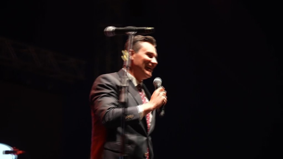 Manisa Büyükşehir Belediye Başkanı Zeyrek, Akhisar Çağlak Festivali'nde Adamlar konseriyle buluştu