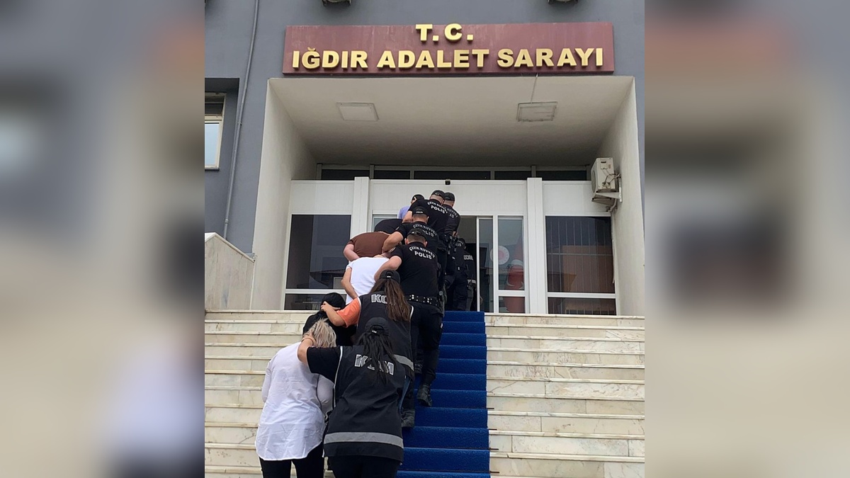 Iğdır'da fuhuş operasyonu: 10 şüpheli adliyeye sevk edildi