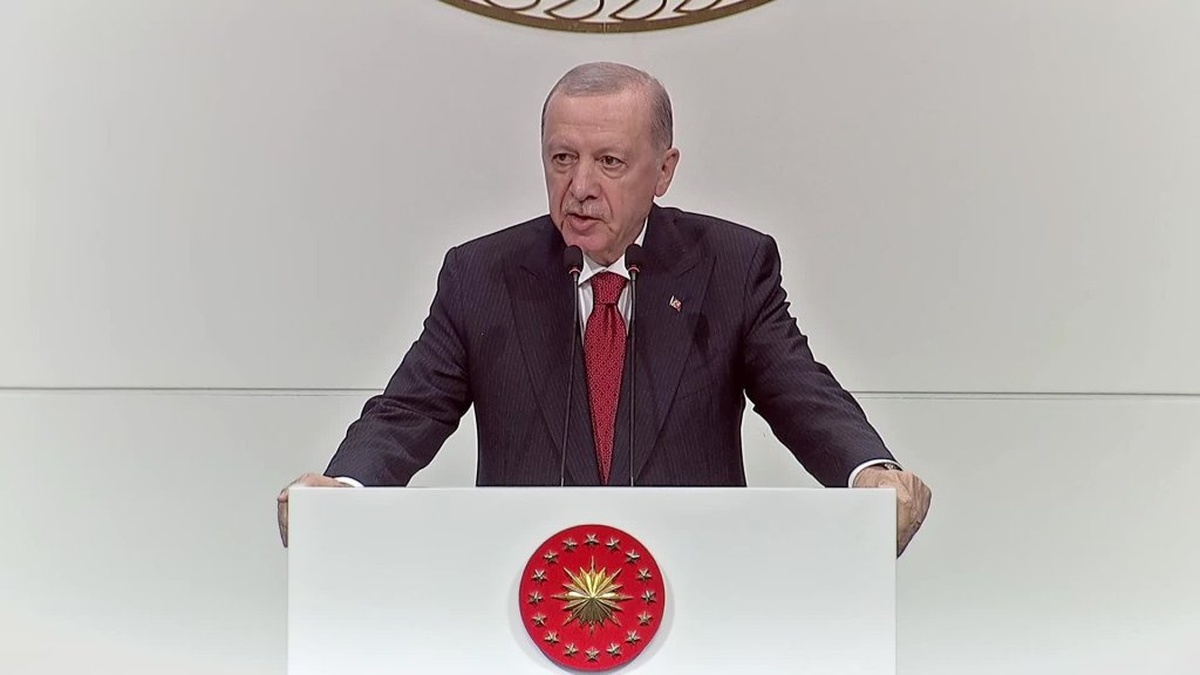 Erdoğan: Türkiye'de kimse hukuk üstünde değil