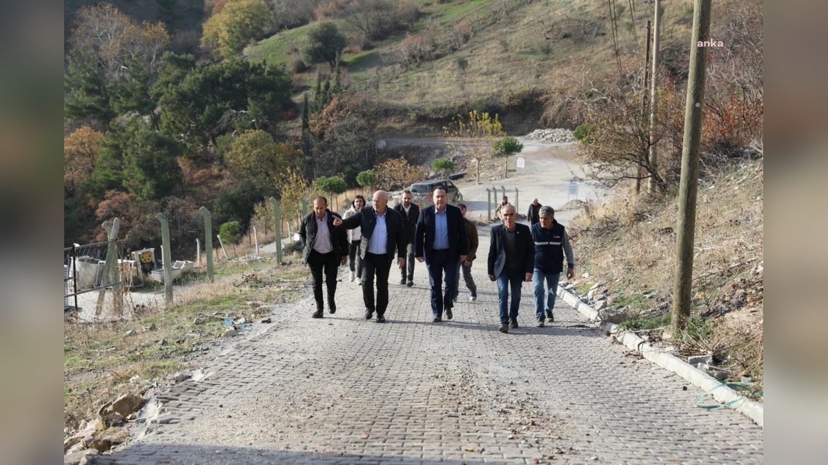 Akhisar'da kırsal kalkınma çalışmaları devam ediyor
