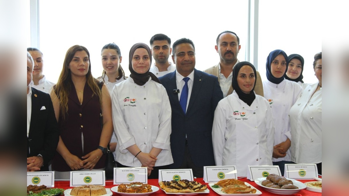 İSTE'de Türk Mutfağı Haftası etkinliği: Öğrenciler yöresel lezzetleri sundu