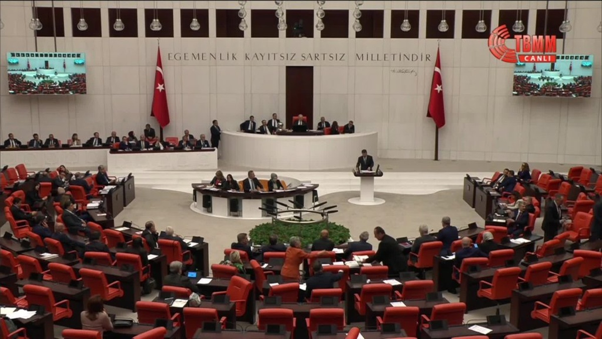 Ağbaba'dan iktidara sert eleştiri: "Bu akıl 12 Mart ve 12 Eylül darbelerinden daha kirli"