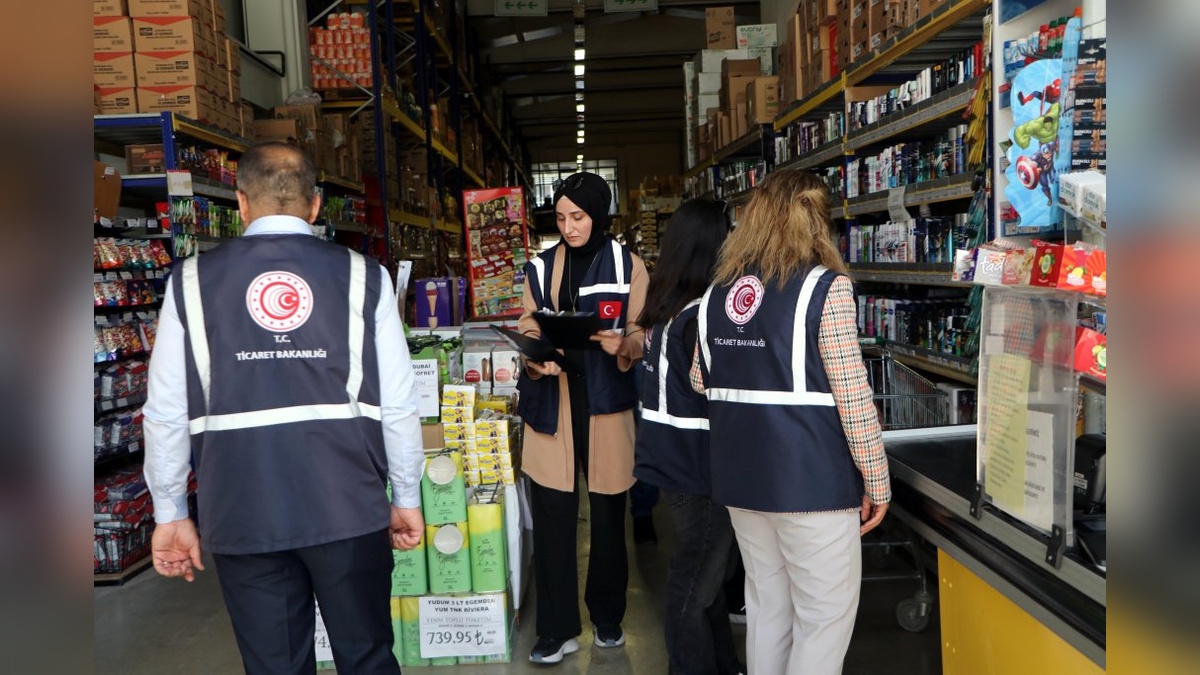 Van'da Kurban Bayramı öncesi market denetimi: 990 bin TL idari para cezası