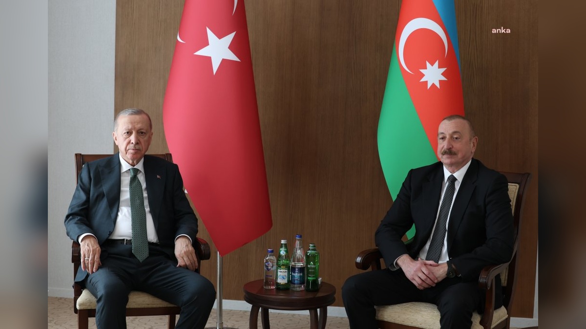 Erdoğan, Laçın'da Aliyev ile görüştü