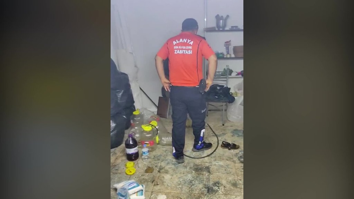 Alanya'da ruhsatsız şalgam üretim yeri mühürlendi