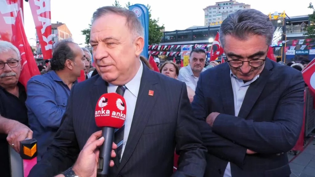 Zeybek: Millet sandığı ve İmamoğlu'nun serbest kalmasını istiyor