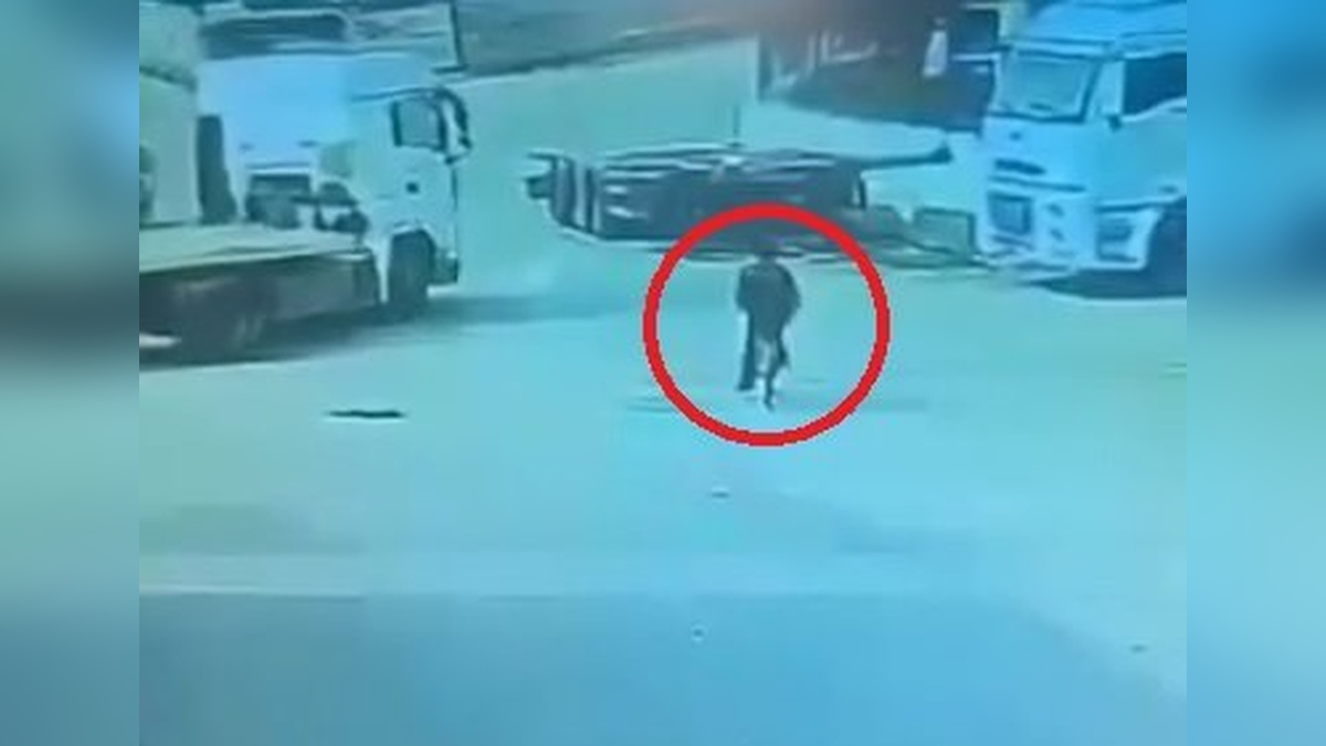 Mersin'de TIR kazası: 16 yaşındaki stajyer öğrenci hayatını kaybetti