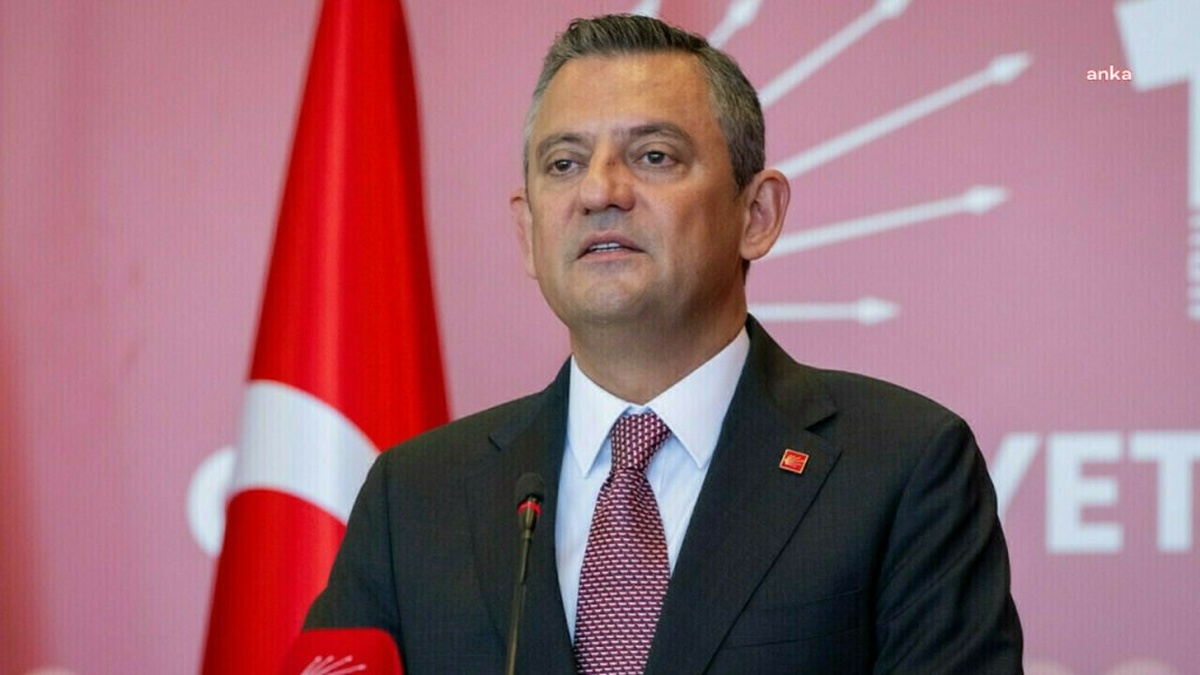 CHP Genel Başkanı Özel: İstanbul'u özgürlüğüne kavuşturacağız