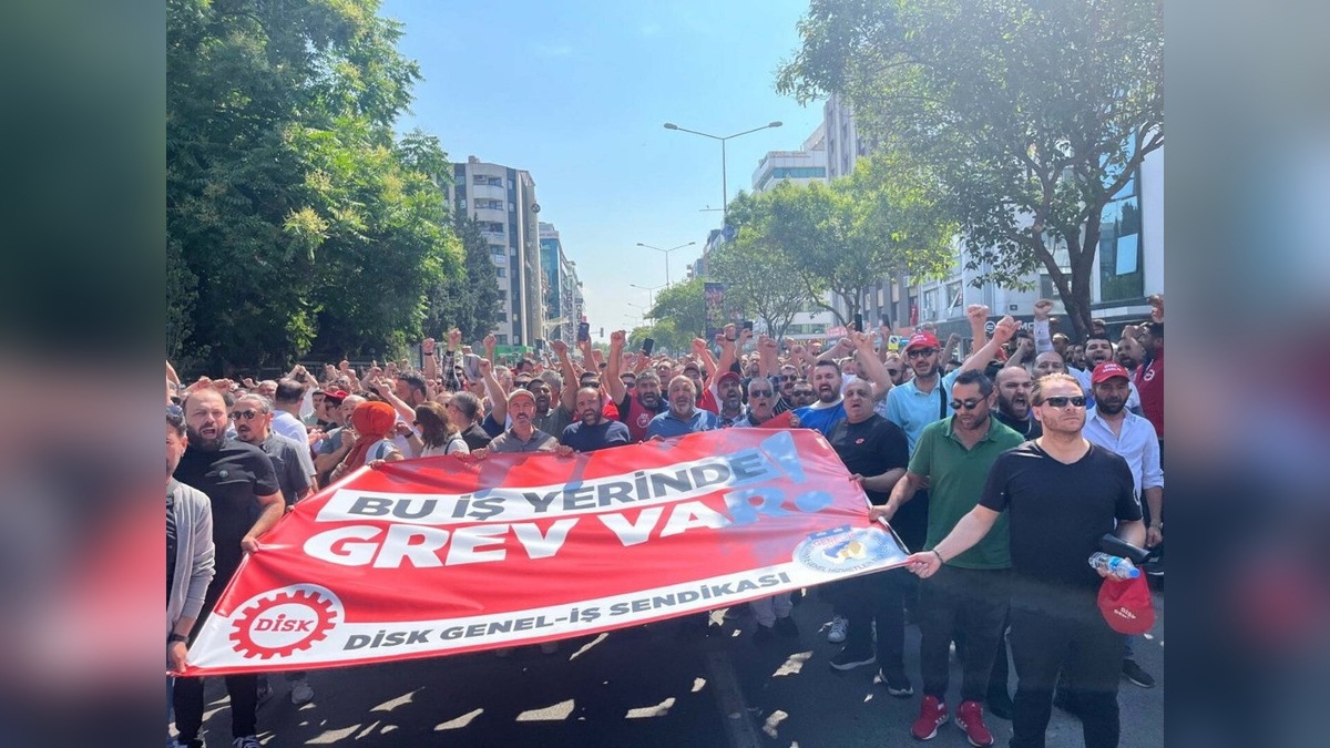 İzmir'de İZELMAN ve İZENERJİ işçileri grevde: Kültürpark'ta eylem
